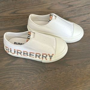Toddler Burberry slide on shoes never worn